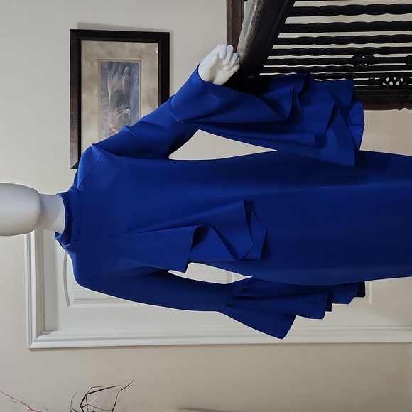 Beautiful Royal blue bell sleeve dress - Picture 3 of 8